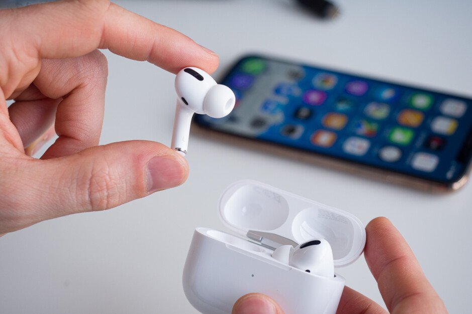 Sennheiser CX 400BT vs Airpods Pro