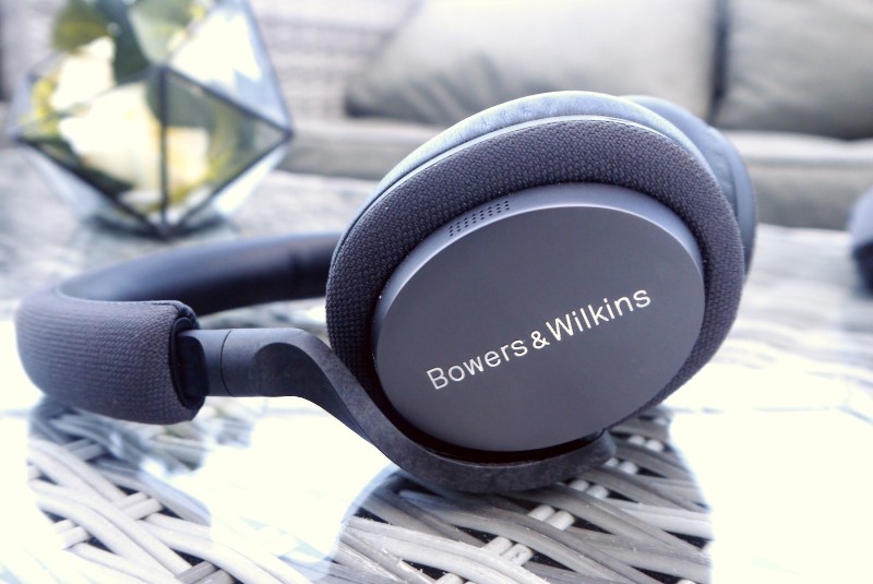 Bowers & Wilkins PX5 vs Sony WH 1000XM4