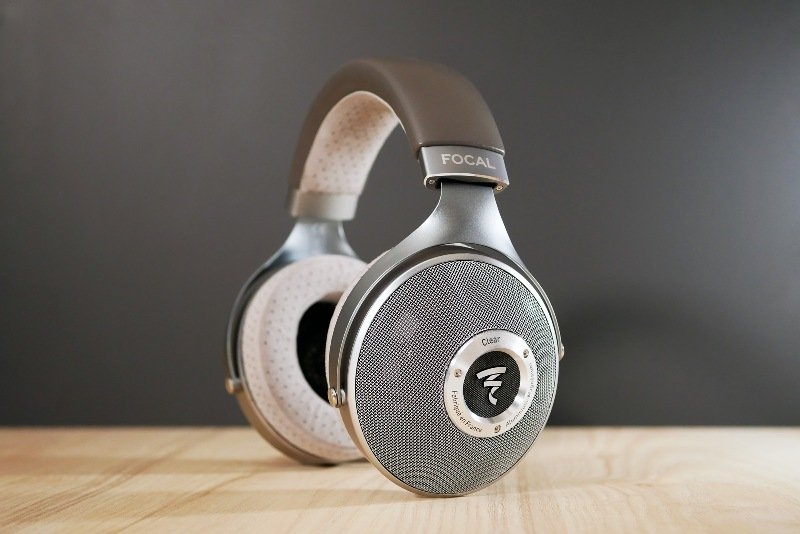 Sennheiser HD 800S vs Focal Clear