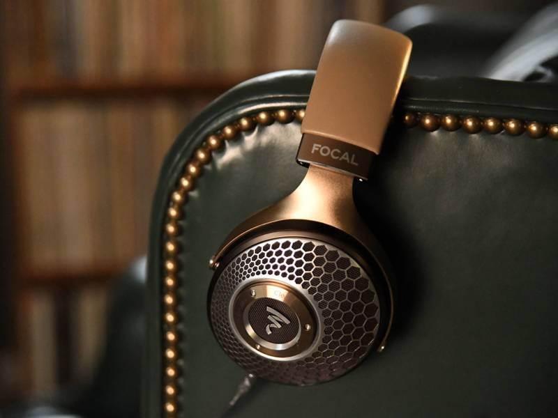 Sennheiser HD 800S vs Focal Clear
