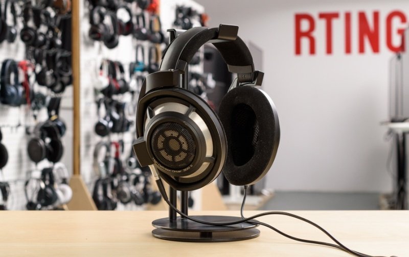 Sennheiser HD 800S vs Focal Clear