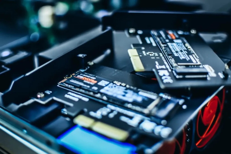 How to add more slots on your SSD drive