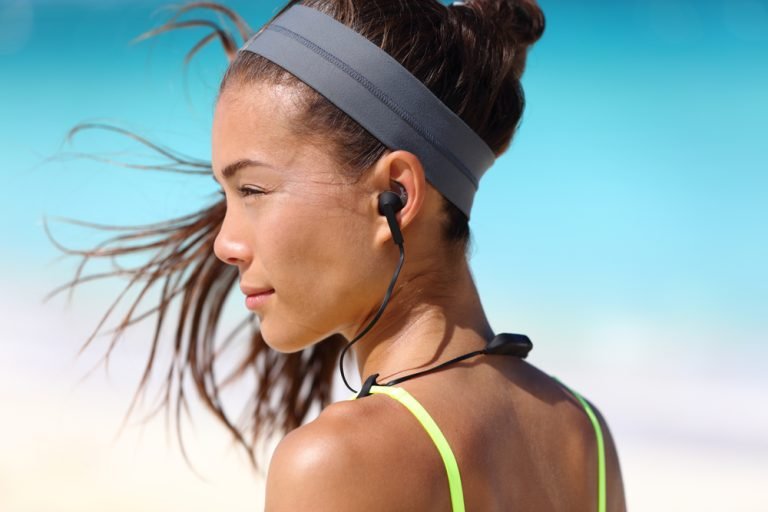 Guide to Wireless Earbuds with a Cable
