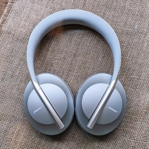 Bose Noise Cancelling Headphones 700