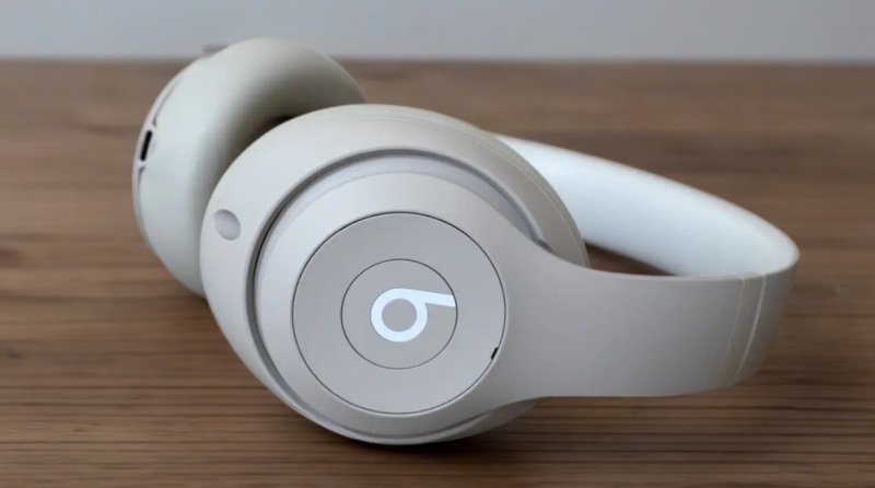 Beats Studio Pro Design